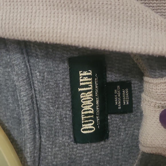 (2) Men's Henley Shirts, Medium - Picture 6 of 9